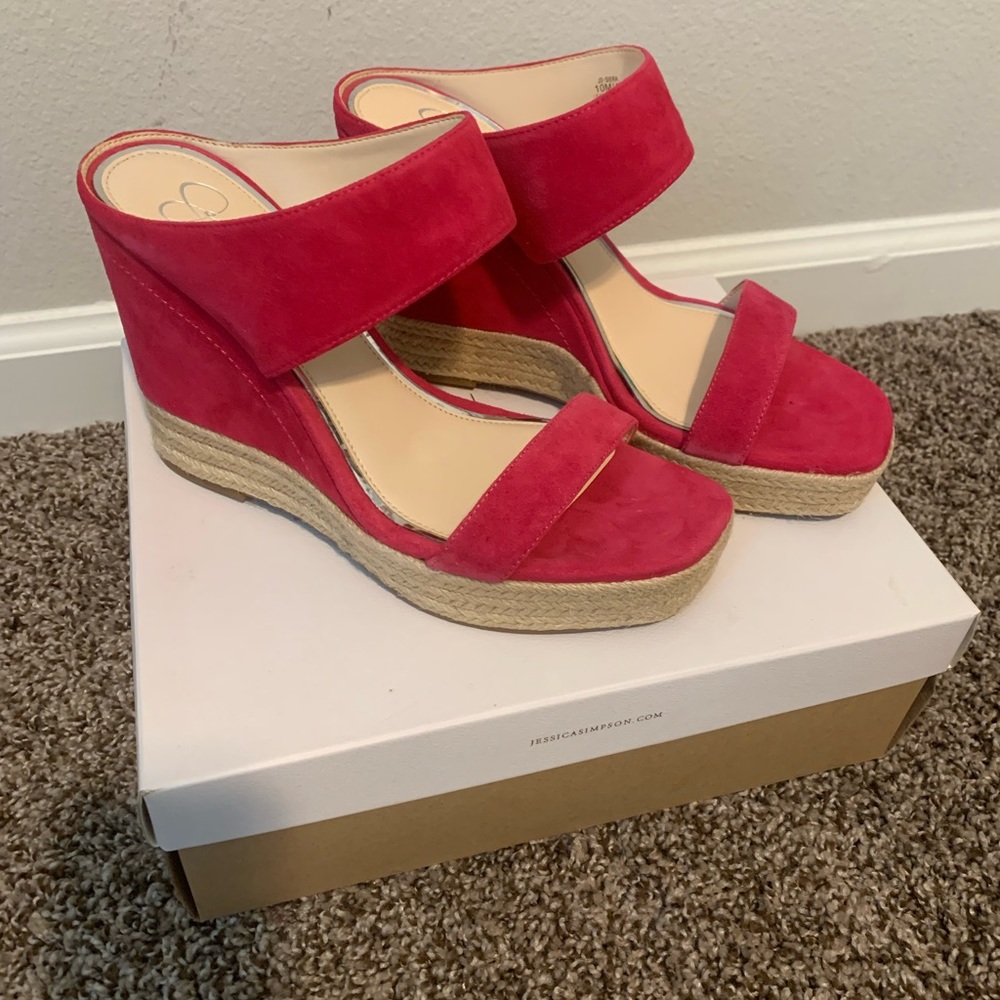 Jessica Simpson perfectly pink suede wedge. Size 10 Medium worn once.